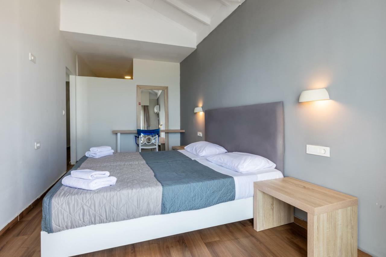 White Olive Premium Cameo Hotel Kota Zakynthos Bagian luar foto